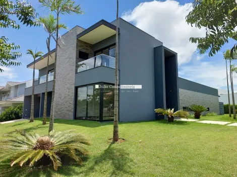 imagem 2 - Casa com 4 quartos á venda, no condomínio Lago Azul imagem 2 - Casa com 4 quartos á venda, no condomínio Lago Azul