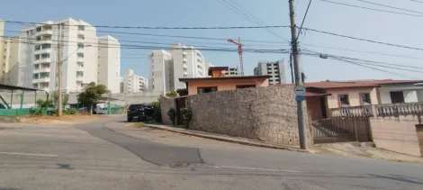 imagem 1 - Casa térrea em Bairro com 04 quartos imagem 1 - Casa térrea em Bairro com 04 quartos