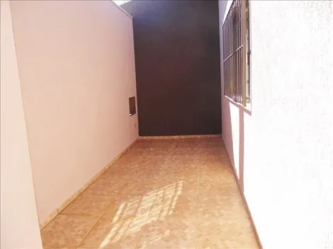 imagem 4 - Casa Espaçosa com 3quartos em Excelente Localização. Próximo a Mercado, Escola, Faculdade, comercios em geral. Ideal para República de Estudantes imagem 4 - Casa Espaçosa com 3quartos em Excelente Localização. Próximo a Mercado, Escola, Faculdade, comercios em geral. Ideal para República de Estudantes