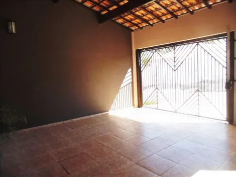 imagem 1 - Casa Espaçosa com 3quartos em Excelente Localização. Próximo a Mercado, Escola, Faculdade, comercios em geral. Ideal para República de Estudantes imagem 1 - Casa Espaçosa com 3quartos em Excelente Localização. Próximo a Mercado, Escola, Faculdade, comercios em geral. Ideal para República de Estudantes